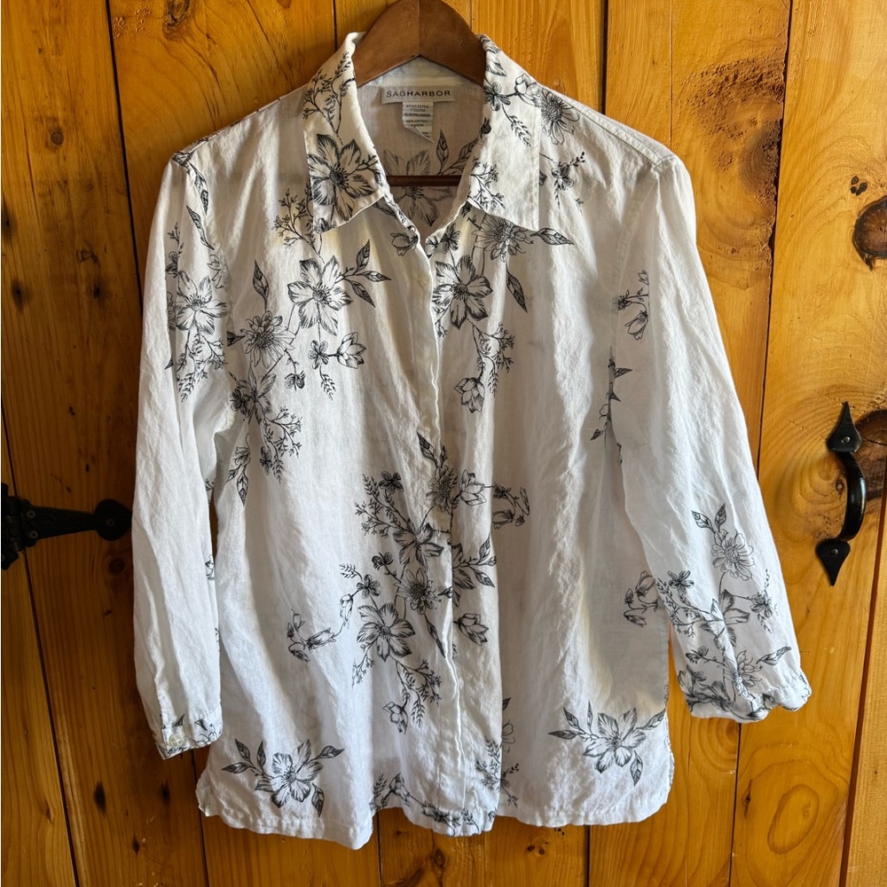 Sag Harbor White Floral Button-Down Shirt